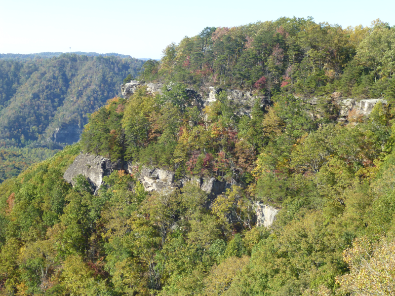 the Russell Fork cuts through Pine Mountain at Breaks Interstate Park,  at the southern end of the surveyed boundary between Kentucky and Virginia