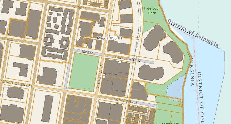 at Second Street, the boundary between Virginia-DC shifts from the high-water line to the pierhead line along the Alexandria waterfront - but even the City of Alexandria maps are still confusing