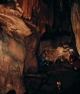 Roberts Cave