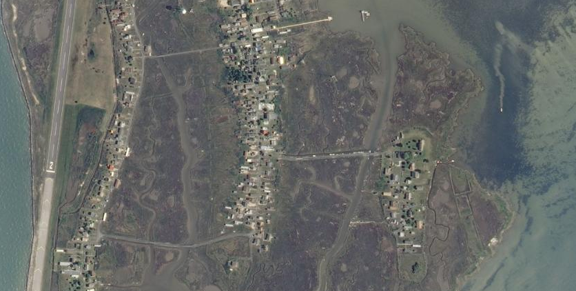 bridges cross marshes and saltwater channels (guts) to connect the three populated ridges