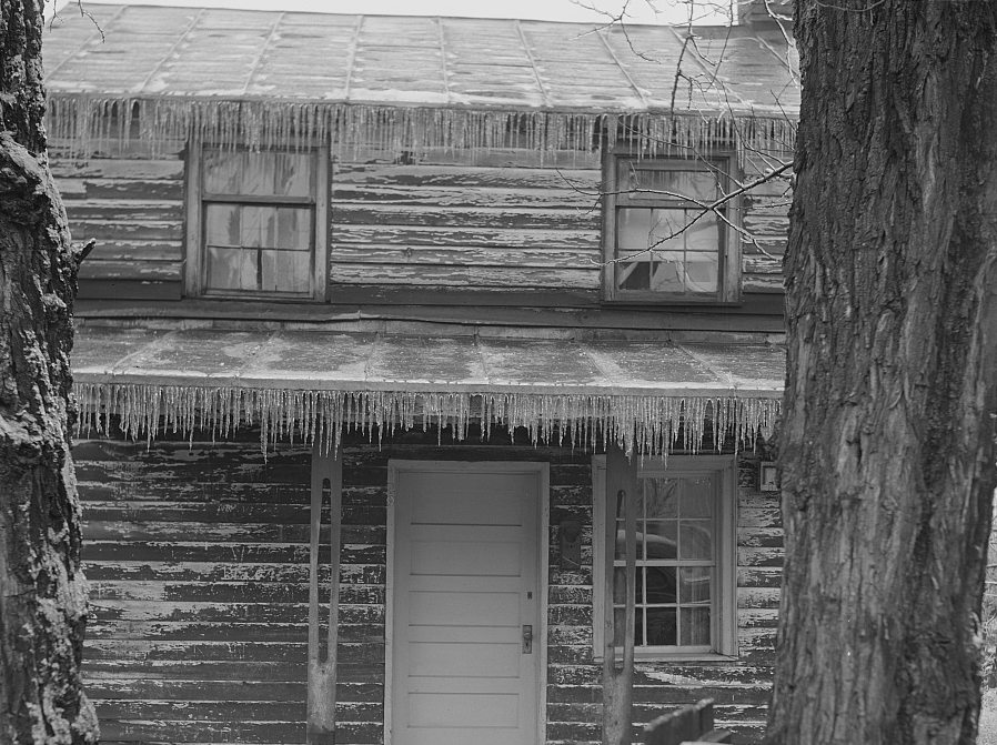 icicles in Harrisonburg