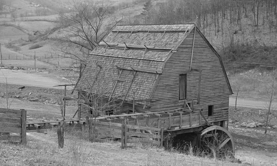 mill streams provided the falling water that powered gristmills