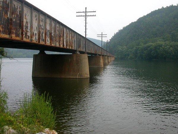 CSX railroad bridge over James River near Balcony Falls