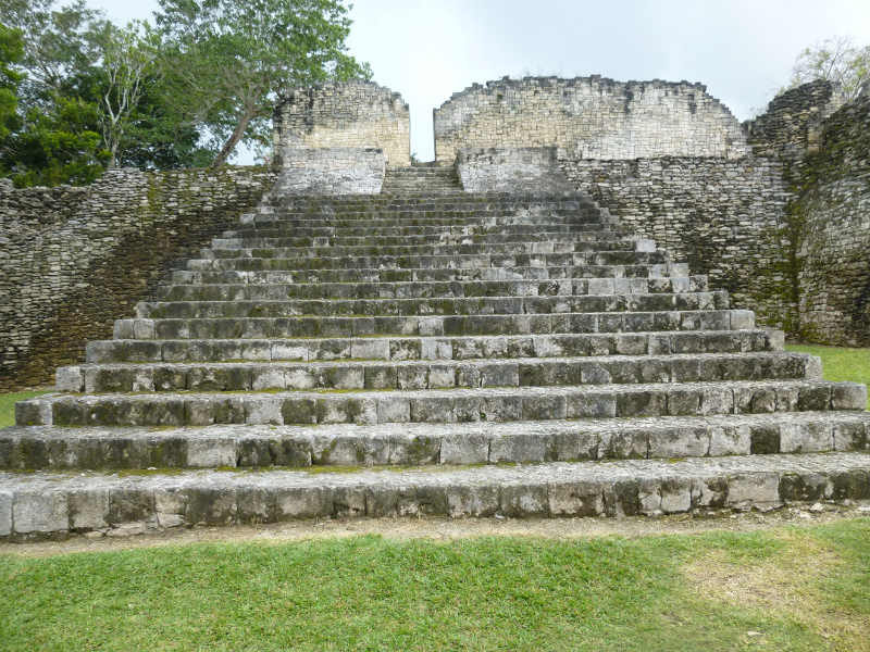 Native Americans in Virginia developed complex societies and at one point some communities built mounds of earth with temples on top, but Virginia's earliest residents never built temples from stone like the Mayans in Central America