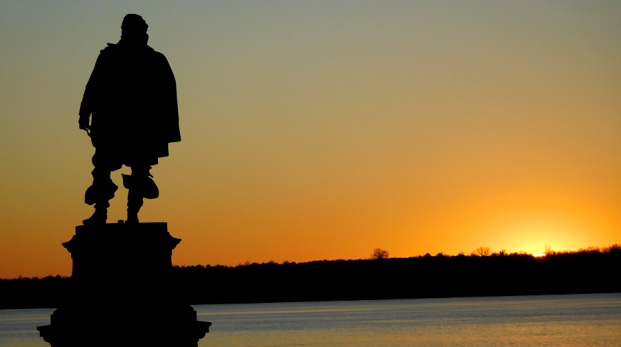 at Jamestown, the only leader of the colony honored by a statue is John Smith