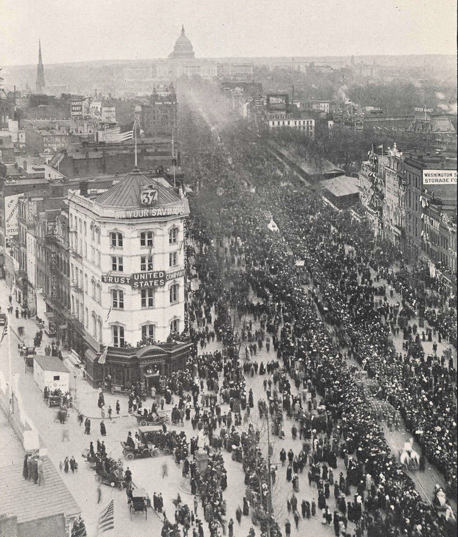 Alice Paul and the National American Woman Suffrage Association organized a major parade on Pennsylvania Avenue a day before Woodrow Wilson was inaugurated in 1913