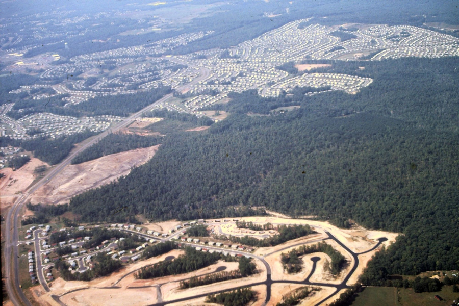 Dale City under construction in 1980, west of I-95