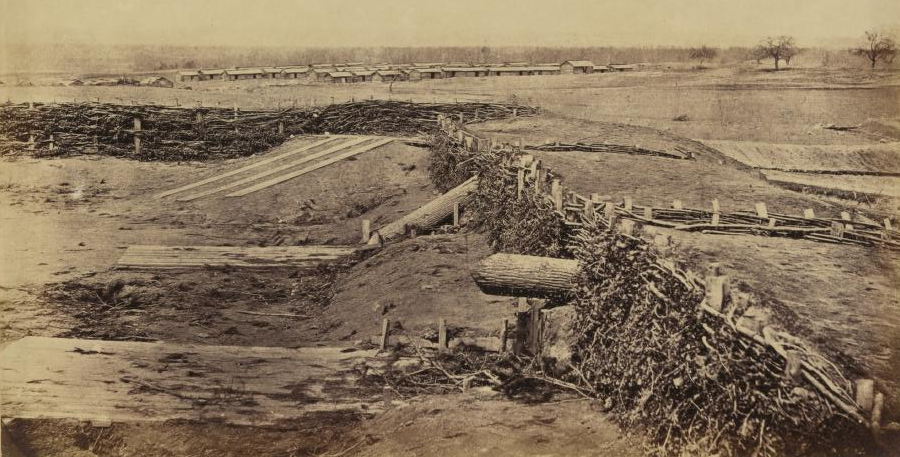Confederates retreating from Centreville area in 1862 replaced cannon in forts with Quaker guns to deter attack