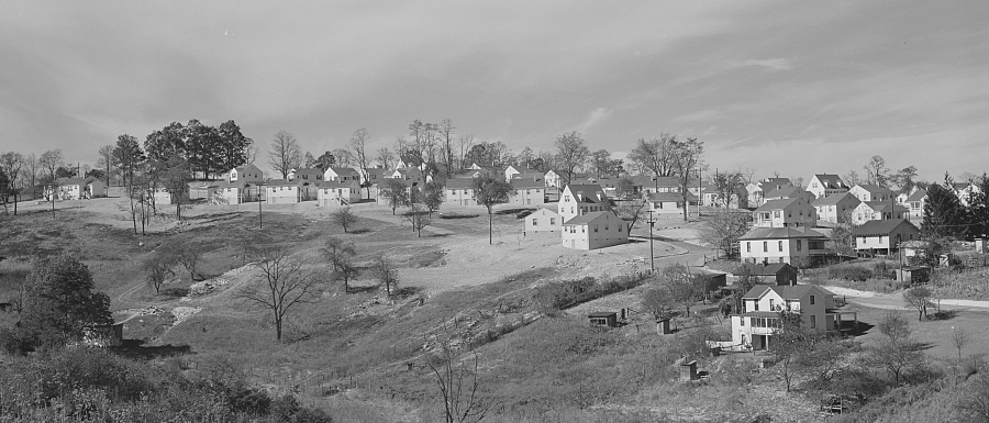 new housing was needed at the start of World War II for workers at the Radford Army Ammunition Plant