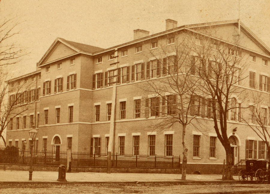 after 1862, the War Department building was four stories tall