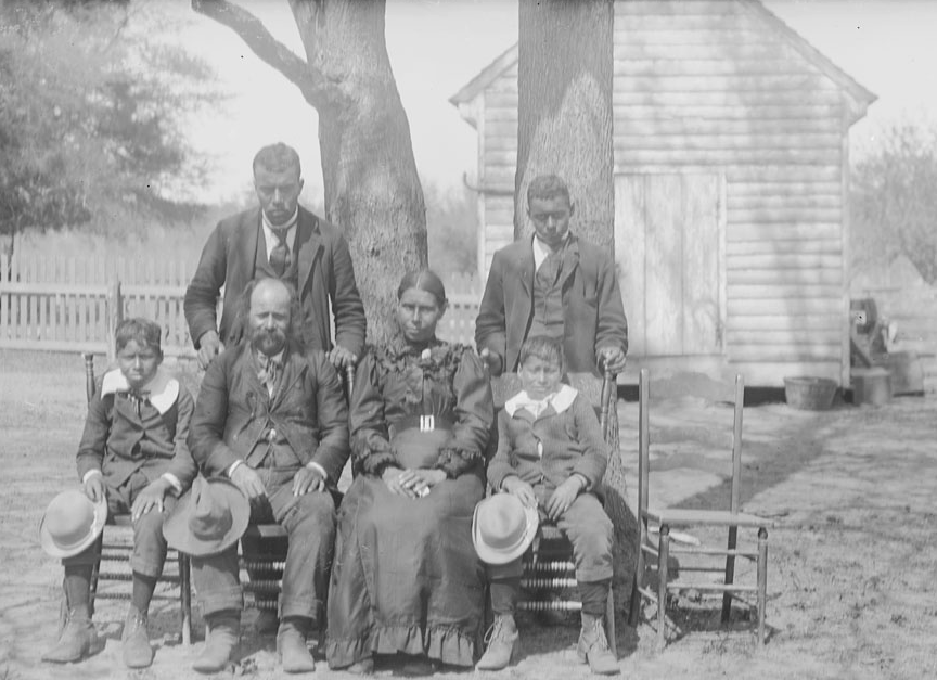 in 1901, the Chickahominy dressed up for photographers just like their neighbors