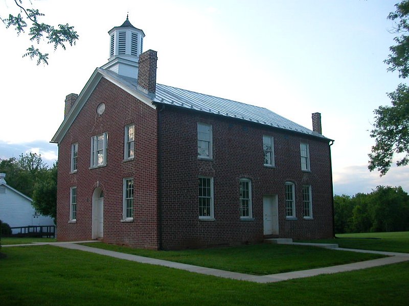 Brentsville Courthouse, Prince William County (built in 1822... see any limestone?)