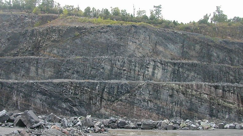 Triassic sediments tilting down to the west (exposed at Luck Stone quarry near Bull Run)