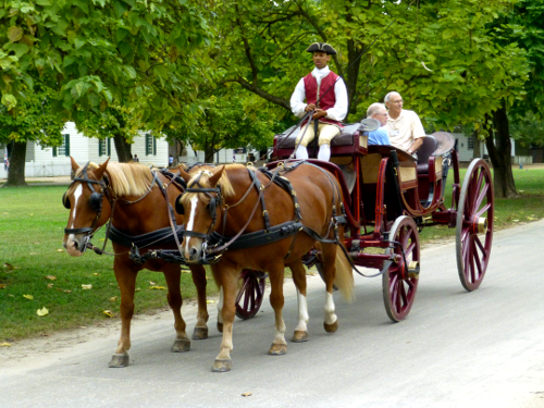 reconstruction of Colonial Williamsburg started in the Great Depression