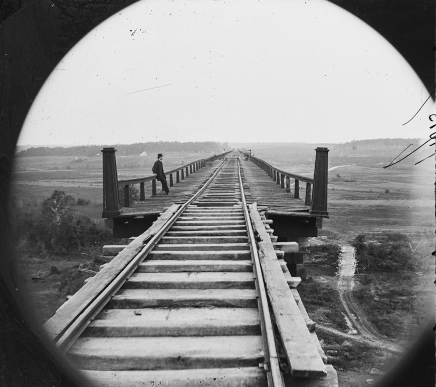 the High Bridge of the South Side Railroad was about 130 feet above the Appamattox River