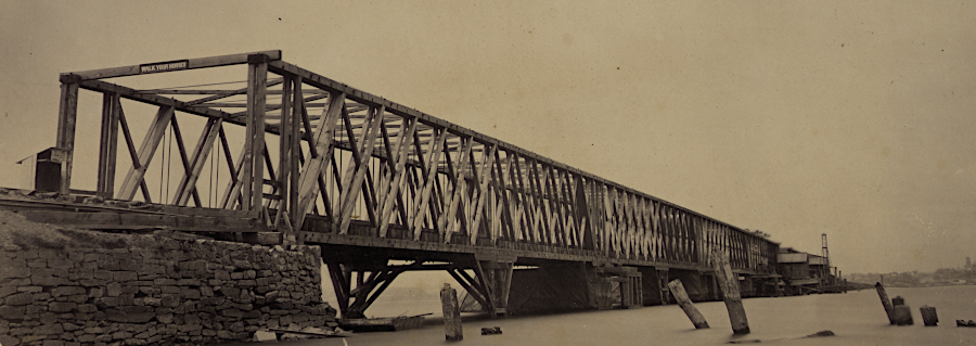 during the Civil War, Long Bridge could not support heavy locomotives