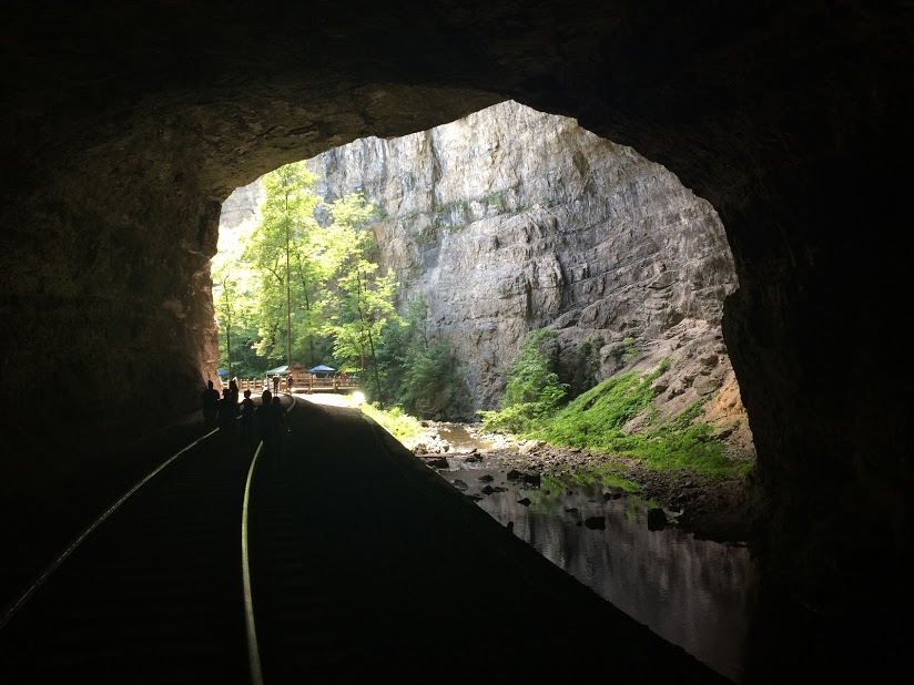 the Norfolk Southern still runs trains through Natural Tunnel