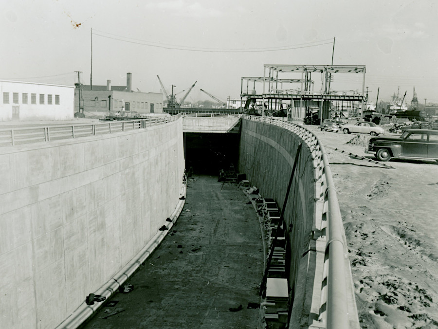 the oldest underwater tunnel in Virginia is the westbound half of the Downton Tunnel, built beneath the Elizabeth River in 1952
