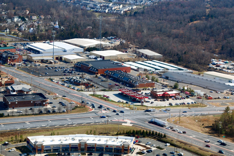 the modern equivalent of ordinaries/taverns at intersections of colonial roads is the gas station, such as the Sheetz in Haymarket (Prince William County)