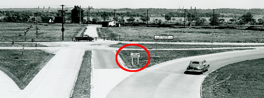 the sign to the Hot Shoppes a Fairlington traffic circle was very basic