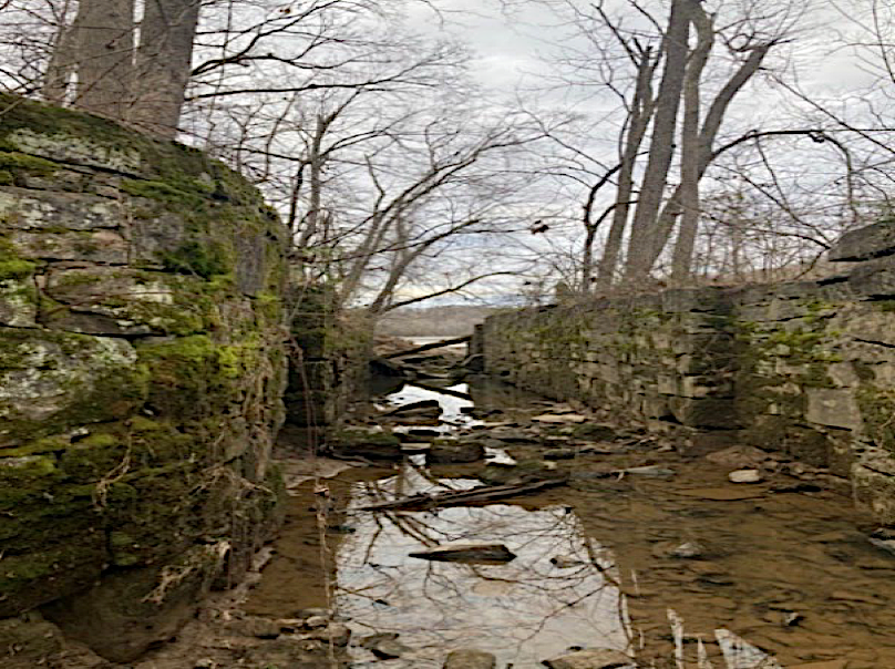 stones for a Rappahannock Navigation Company lock still remain along the river