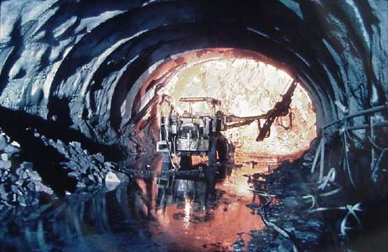 Metro blasted through Piedmont bedrock below Coastal Plain sediments to construct tunnels in northern Washington and in Arlington, Virginia