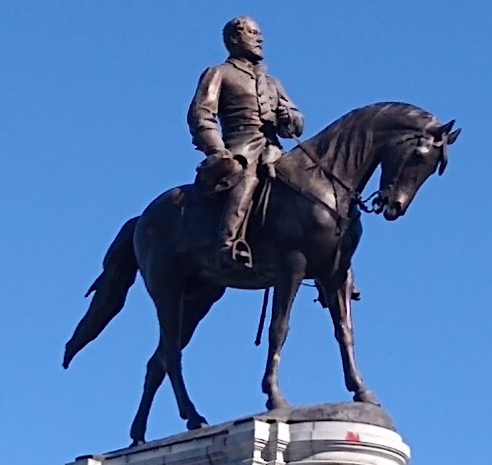 Robert E. Lee faced south after the statue was placed on its pedestal in 1890