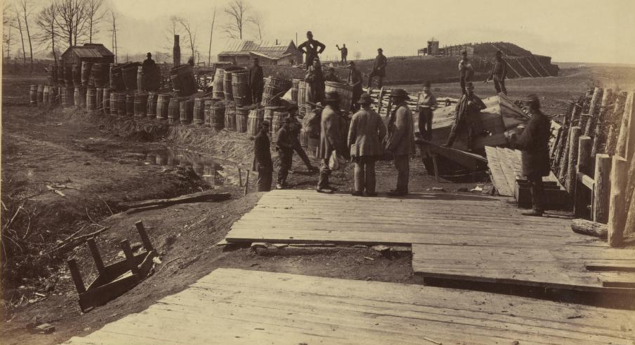 Confederates built forts in 1861-1862 to protect the railroad junction