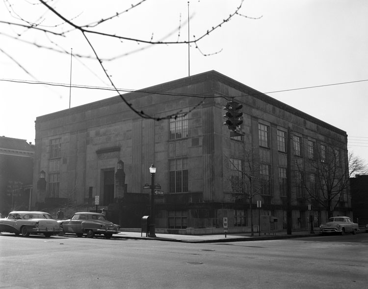 the Dooley Library at First and East Franklin streets opened in 1930