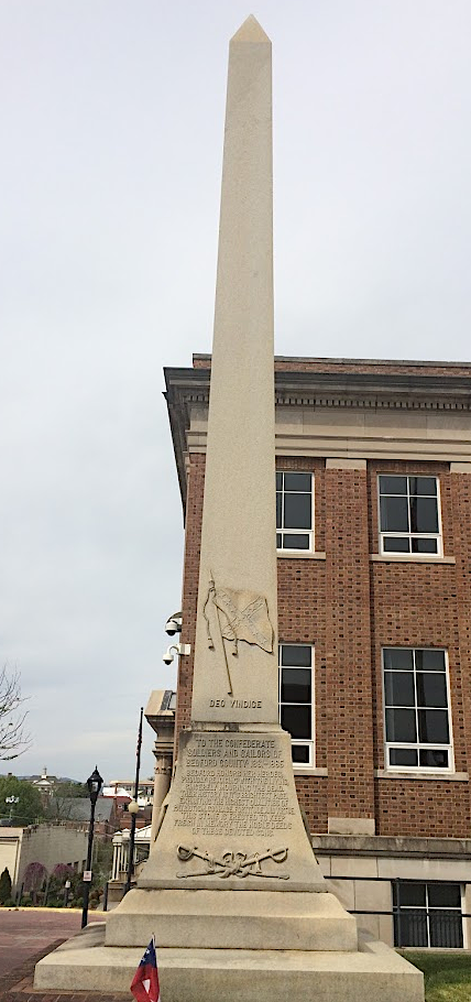 memorial to Confederate soldiers at the Bedford County Courthouse
