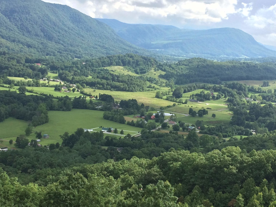 Powell Valley Overlook on US 23 in Wise County