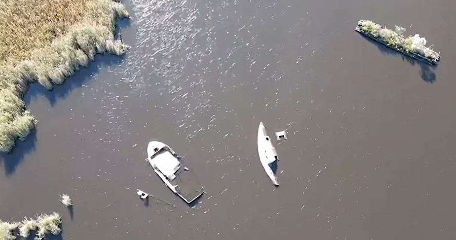 a site on the North Landing River next to the Chesapeake/Virginia Beach border has become a boat graveyard