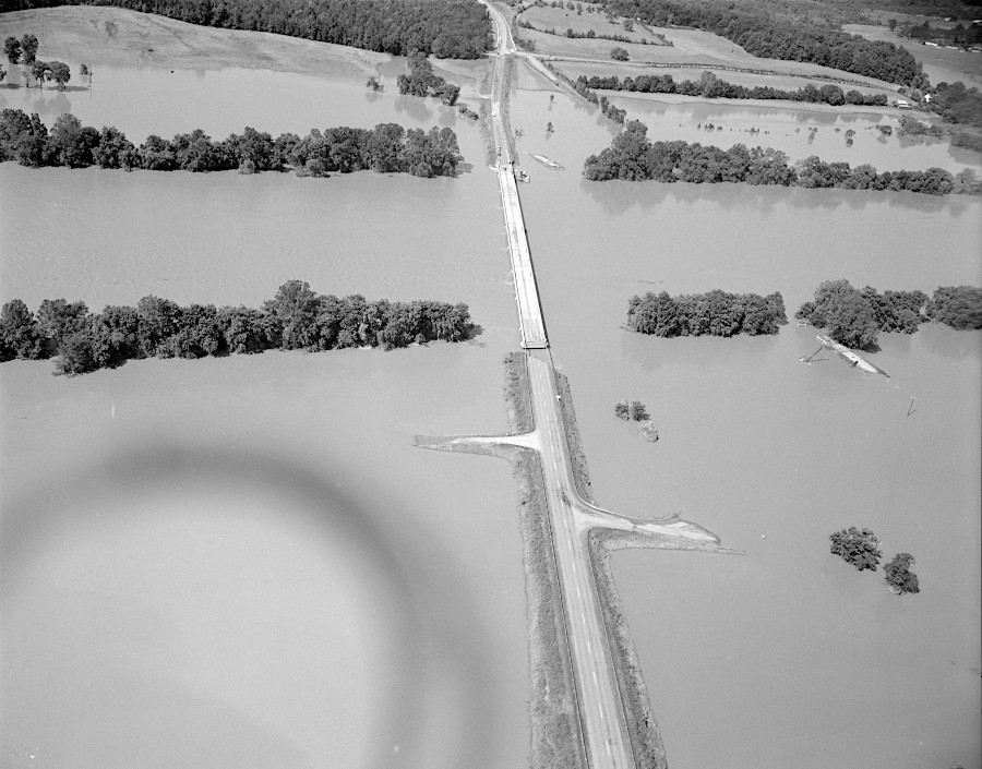 Hurricane Agnes showed how rivers expand to cover floodplains (and Route 522), in a natural process